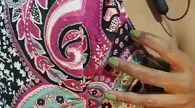 Snapshot of Anjali_cute-Pondati chatting on February 27, 2025, 2:10 pm Anjali cute-Pondati online show from February 27, 2025, 2:10 pm