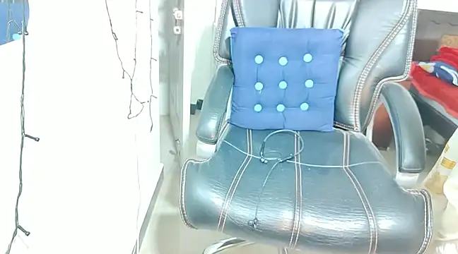 Snapshot of Anjali_cute-Pondati chatting on February 28, 2025, 12:09 pm Anjali cute-Pondati online show from February 28, 2025, 12:09 pm