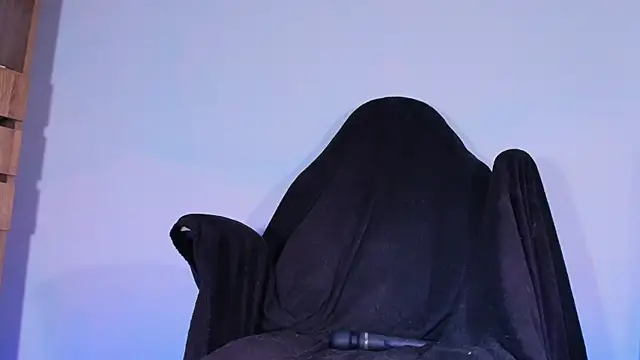 KaelMoreau online show from January 18, 2026, 12:09 pm