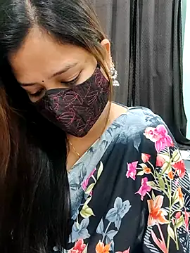 payal sharma1 online show from February 23, 2025, 7:33 am