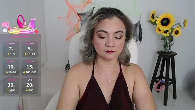 Ghada milf online show from November 3, 2025, 11:48 pm