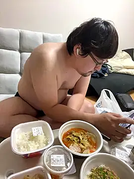 Snapshot of yuuki198912 chatting on October 28, 2025, 2:09 pm yuuki198912 online show from October 28, 2025, 2:09 pm