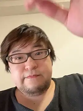 Snapshot of yuuki198912 chatting on November 8, 2025, 1:39 am yuuki198912 online show from November 8, 2025, 1:39 am