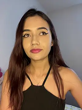 Snapshot of HallieLemon1 chatting on December 15, 2024, 3:24 am HallieLemon1 online show from December 15, 2024, 3:24 am