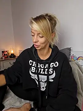 Snapshot of Lexa_xoxo chatting on October 21, 2025, 7:31 am Lexa xoxo online show from October 21, 2025, 7:31 am