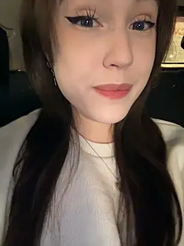 Peachy Dream online show from December 18, 2024, 10:24 pm