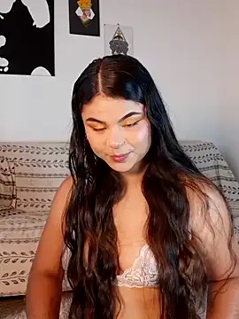 Cleo hills online show from March 20, 2025, 1:04 pm