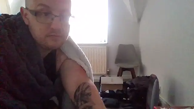 Snapshot of 666closetbiboy chatting on April 11, 2026, 5:28 pm 666closetbiboy online show from April 11, 2026, 5:28 pm