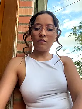 Penelope-Hot online show from November 21, 2025, 9:13 pm