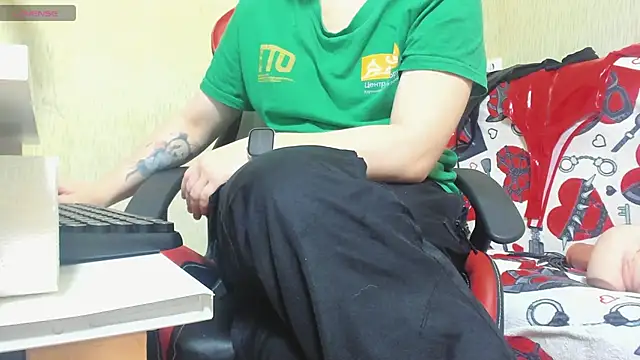 Snapshot of Queen_Sport chatting on March 1, 2025, 4:37 am Queen Sport online show from March 1, 2025, 4:37 am