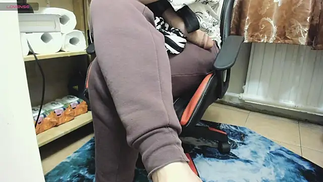 Snapshot of Queen_Sport chatting on September 20, 2025, 2:01 am Queen Sport online show from September 20, 2025, 2:01 am