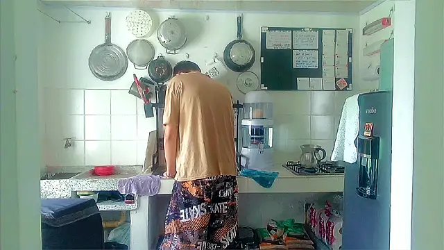 Snapshot of Andy_gray chatting on October 28, 2025, 5:04 pm Andy gray online show from October 28, 2025, 5:04 pm