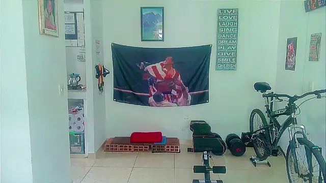 Snapshot of Andy_gray chatting on October 31, 2025, 4:30 pm Andy gray online show from October 31, 2025, 4:30 pm