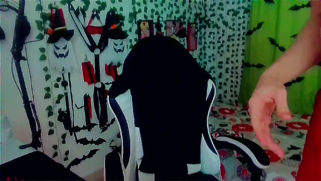 Snapshot of Andy_gray chatting on November 12, 2025, 1:22 pm Andy gray online show from November 12, 2025, 1:22 pm