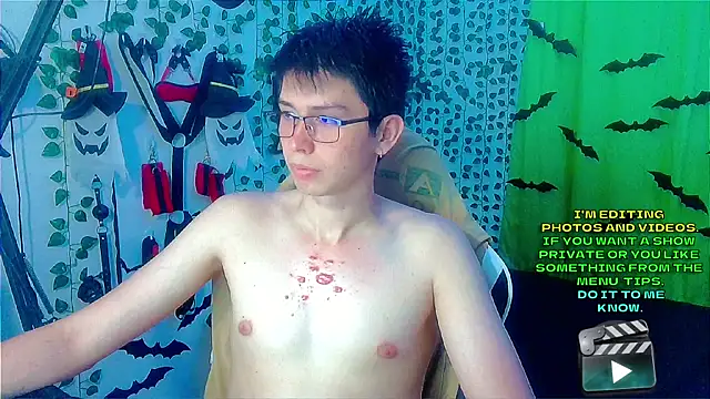 Snapshot of Andy_gray chatting on November 18, 2025, 11:59 pm Andy gray online show from November 18, 2025, 11:59 pm