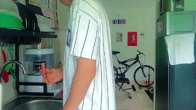 Snapshot of Andy_gray chatting on November 20, 2025, 3:12 pm Andy gray online show from November 20, 2025, 3:12 pm