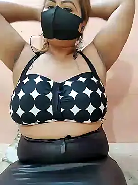 Snapshot of Ruchikalive chatting on January 23, 2025, 1:56 pm Ruchikalive online show from January 23, 2025, 1:56 pm