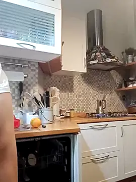 Snapshot of Frabox65 chatting on December 11, 2024, 6:04 am Frabox65 online show from December 11, 2024, 6:04 am