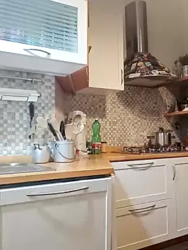 Snapshot of Frabox65 chatting on December 12, 2024, 6:03 am Frabox65 online show from December 12, 2024, 6:03 am