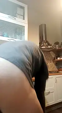 Snapshot of Frabox65 chatting on January 21, 2025, 6:11 am Frabox65 online show from January 21, 2025, 6:11 am