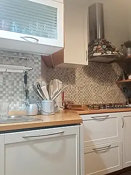 Snapshot of Frabox65 chatting on February 22, 2025, 6:06 am Frabox65 online show from February 22, 2025, 6:06 am