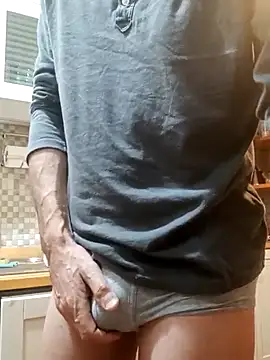 Snapshot of Frabox65 chatting on March 14, 2025, 5:59 am Frabox65 online show from March 14, 2025, 5:59 am