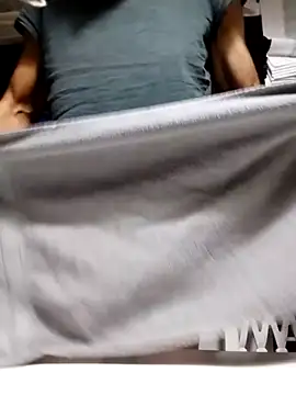 Snapshot of Frabox65 chatting on October 13, 2025, 4:45 am Frabox65 online show from October 13, 2025, 4:45 am