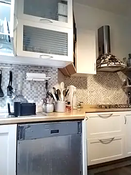 Snapshot of Frabox65 chatting on October 22, 2025, 4:57 am Frabox65 online show from October 22, 2025, 4:57 am