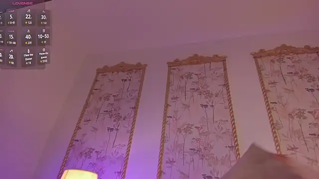 Snapshot of victoria18x chatting on October 25, 2025, 3:25 am victoria18x online show from October 25, 2025, 3:25 am