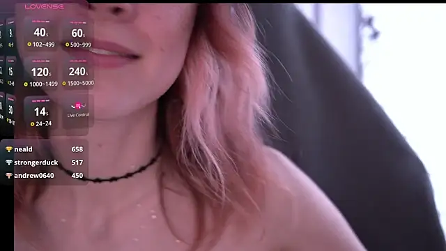 juliapie online show from March 14, 2025, 9:24 am