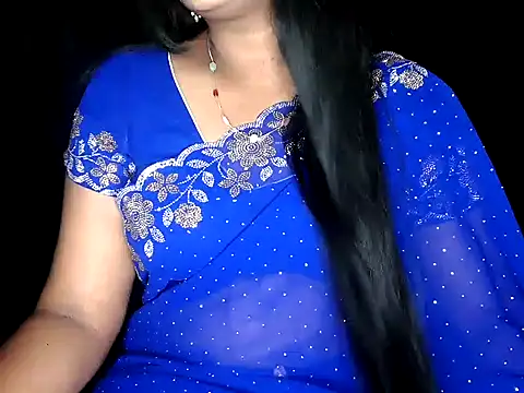 shila20 online show from December 3, 2025, 5:44 pm