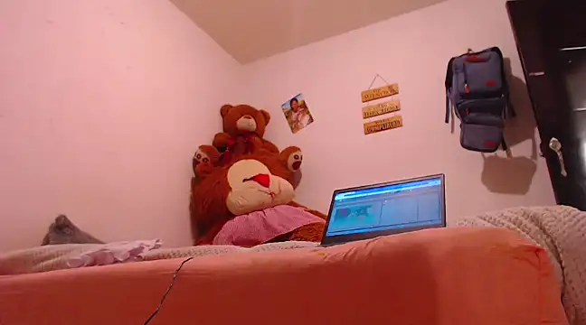 JossCollinss online show from December 21, 2024, 9:15 pm