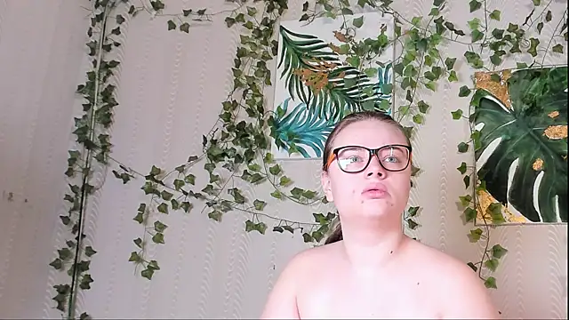 Seductive She Wolf online show from November 23, 2025, 9:09 am