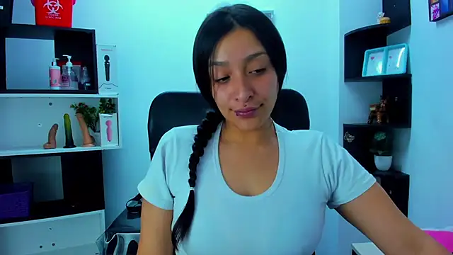 Sarah Hornny online show from July 10, 2026, 8:11 pm