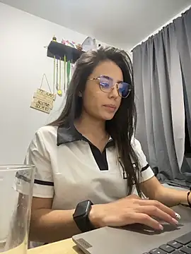 AbyThompson online show from March 19, 2026, 2:37 am