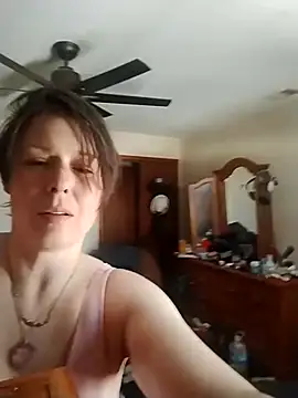 KatieBARBiE98 online show from February 14, 2026, 3:53 pm