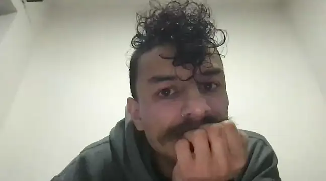 HorrorotikA online show from December 2, 2024, 10:34 pm