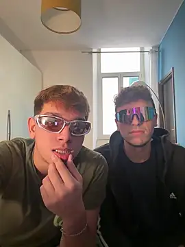 Snapshot of calleaaaa chatting on October 7, 2025, 1:30 pm calleaaaa online show from October 7, 2025, 1:30 pm