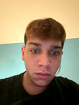 Snapshot of calleaaaa chatting on October 9, 2025, 4:21 am calleaaaa online show from October 9, 2025, 4:21 am