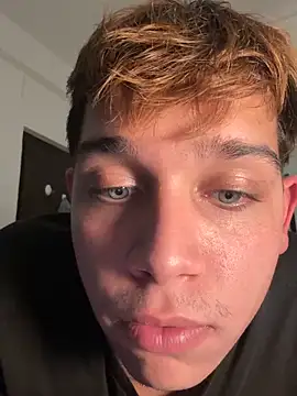 Snapshot of calleaaaa chatting on October 9, 2025, 4:27 pm calleaaaa online show from October 9, 2025, 4:27 pm