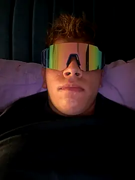 Snapshot of calleaaaa chatting on October 22, 2025, 9:58 pm calleaaaa online show from October 22, 2025, 9:58 pm