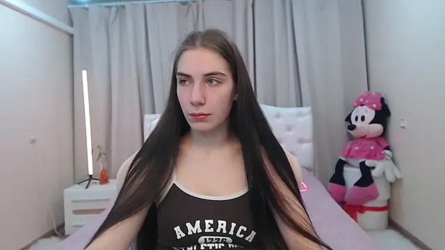 Snapshot of NikaStark_ chatting on May 3, 2026, 6:36 pm NikaStark online show from May 3, 2026, 6:36 pm