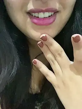 yassminsexy22 online show from January 20, 2025, 1:21 pm