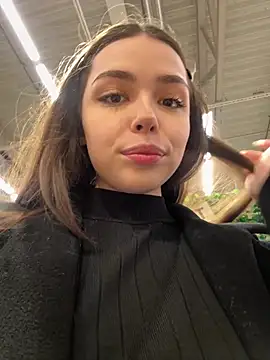 pantyless online show from April 23, 2026, 11:18 pm