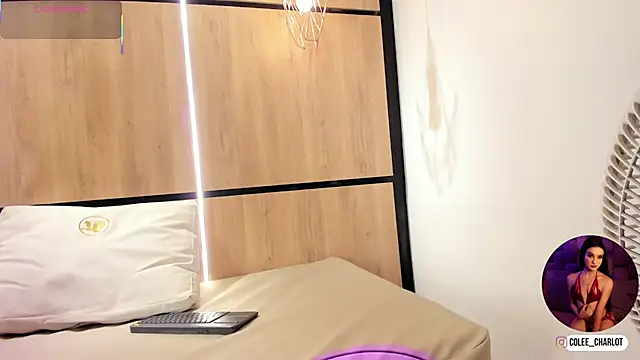 Snapshot of charlotte_colee chatting on January 10, 2026, 11:56 am charlotte colee online show from January 10, 2026, 11:56 am