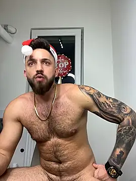 Snapshot of LoveIsBlind_ chatting on December 24, 2024, 10:28 pm LoveIsBlind  online show from December 24, 2024, 10:28 pm