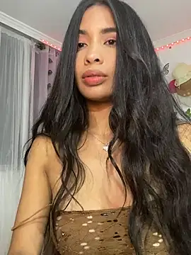 Snapshot of lina_pink chatting on December 10, 2024, 2:27 am lina pink online show from December 10, 2024, 2:27 am