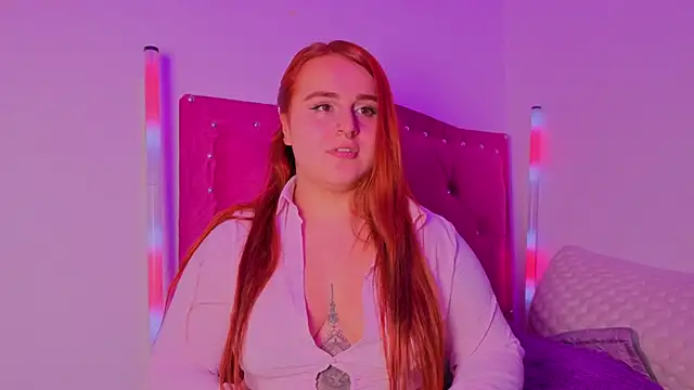 Snapshot of evy_orange1 chatting on November 27, 2025, 2:13 am evy orange1 online show from November 27, 2025, 2:13 am