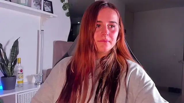 evy orange1 online show from February 10, 2026, 2:48 am