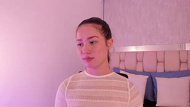 Snapshot of Roxie-Summers11 chatting on January 21, 2025, 10:41 pm Roxie-Summers11 online show from January 21, 2025, 10:41 pm